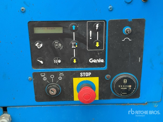 2007 Genie GS-5390 4x4 Diesel Scissor Lift - Žirklinis keltuvas: foto 5 2007 Genie GS-5390 4x4 Diesel Scissor Lift - Žirklinis keltuvas: foto 5