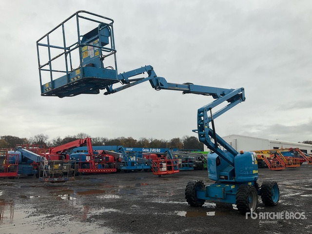 2013 Genie Z45/25J 4WD Diesel Articulating Boom Lift - Alkūninis keltuvas: foto 2 2013 Genie Z45/25J 4WD Diesel Articulating Boom Lift - Alkūninis keltuvas: foto 2