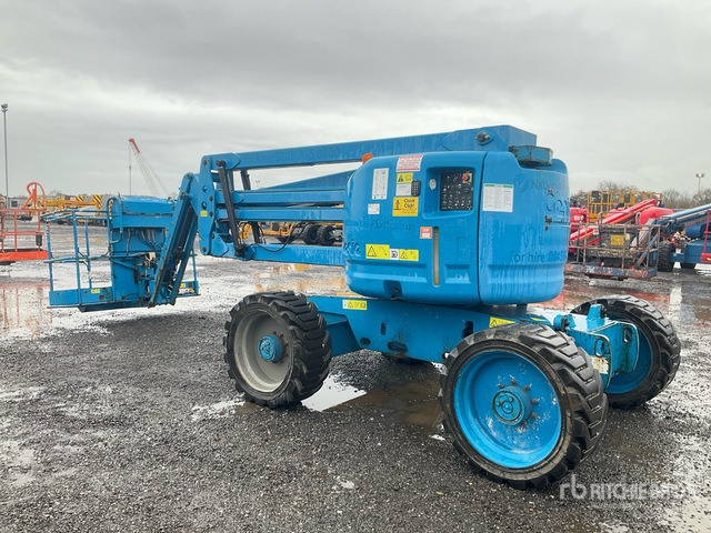 2013 Genie Z45/25J 4WD Diesel Articulating Boom Lift - Alkūninis keltuvas: foto 4 2013 Genie Z45/25J 4WD Diesel Articulating Boom Lift - Alkūninis keltuvas: foto 4
