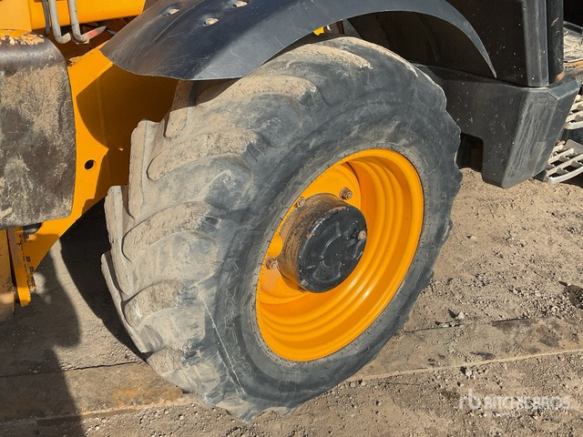 2015 JCB 535-140 Telehandler - Teleskopinis krautuvas: foto 5 2015 JCB 535-140 Telehandler - Teleskopinis krautuvas: foto 5
