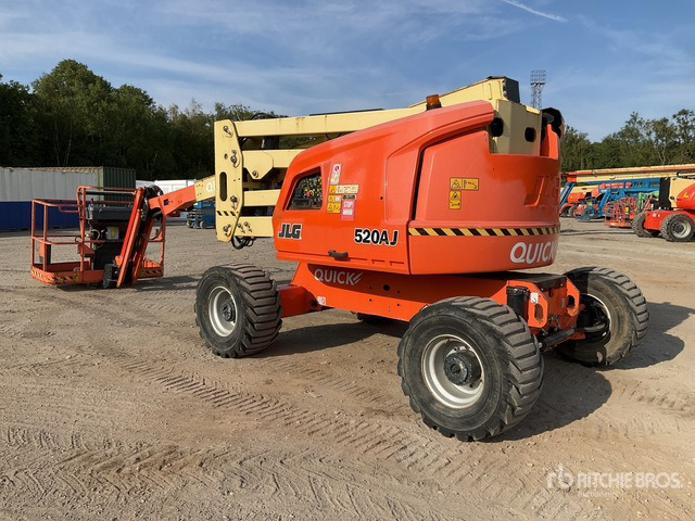 2015 JLG 520AJ 4WD Diesel Diesel Boom 17MTR artic Articulating Boom Lift - Alkūninis keltuvas: foto 3 2015 JLG 520AJ 4WD Diesel Diesel Boom 17MTR artic Articulating Boom Lift - Alkūninis keltuvas: foto 3
