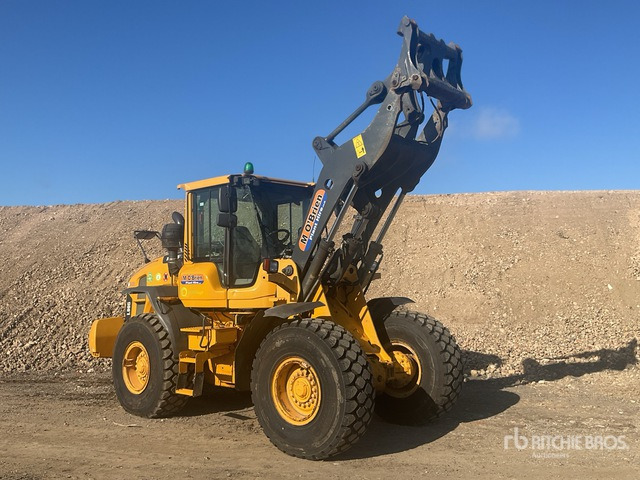 2015 Volvo L90G Wheel Loader - Ratinis krautuvas: foto 1 2015 Volvo L90G Wheel Loader - Ratinis krautuvas: foto 1