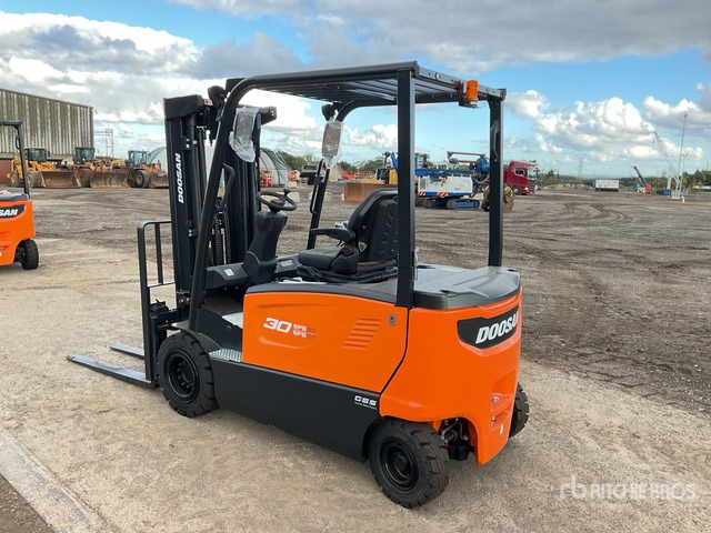 2023 Doosan B30X-7 PLUS 3000 kg (Unused) Electric Forklift - Elektrinis krautuvas: foto 3 2023 Doosan B30X-7 PLUS 3000 kg (Unused) Electric Forklift - Elektrinis krautuvas: foto 3