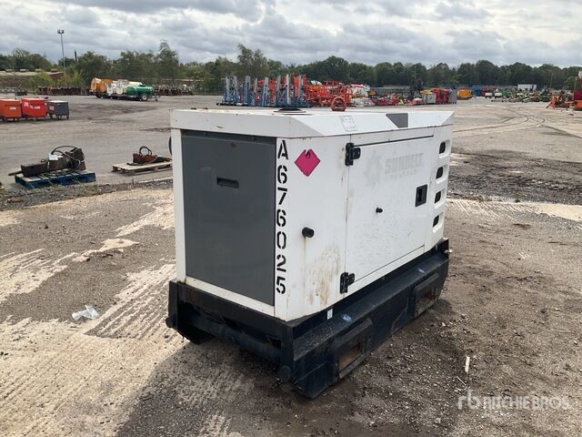 Sdmo R22 Generator Set - Elektrinis generatorius: foto 5 Sdmo R22 Generator Set - Elektrinis generatorius: foto 5