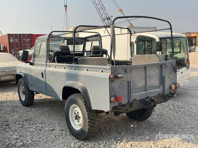 1996 Land Rover 110 4x4 (Inoperable) Pickup - Pikapas: foto 4 1996 Land Rover 110 4x4 (Inoperable) Pickup - Pikapas: foto 4