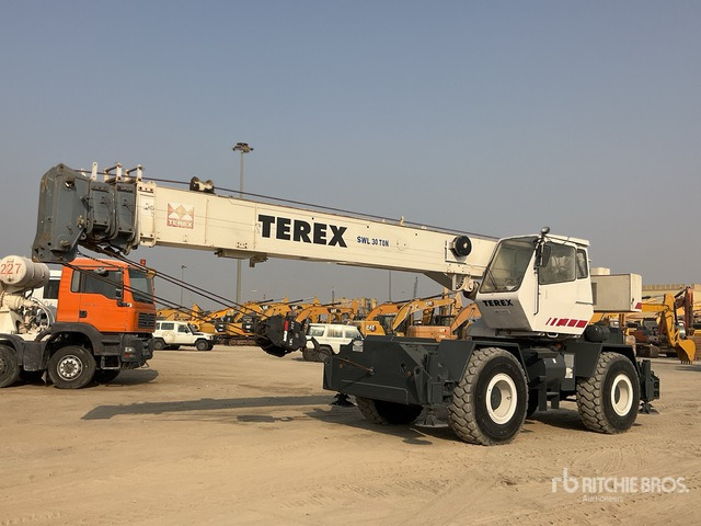 2000 Terex RT230 30 ton 4x4x4 Rough Terrain Crane - Šiurkštaus reljefo kranas: foto 2 2000 Terex RT230 30 ton 4x4x4 Rough Terrain Crane - Šiurkštaus reljefo kranas: foto 2