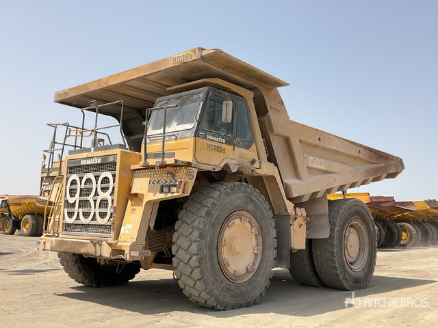2001 Komatsu HD785-5 - Karjerinis savivartis: foto 2 2001 Komatsu HD785-5 - Karjerinis savivartis: foto 2