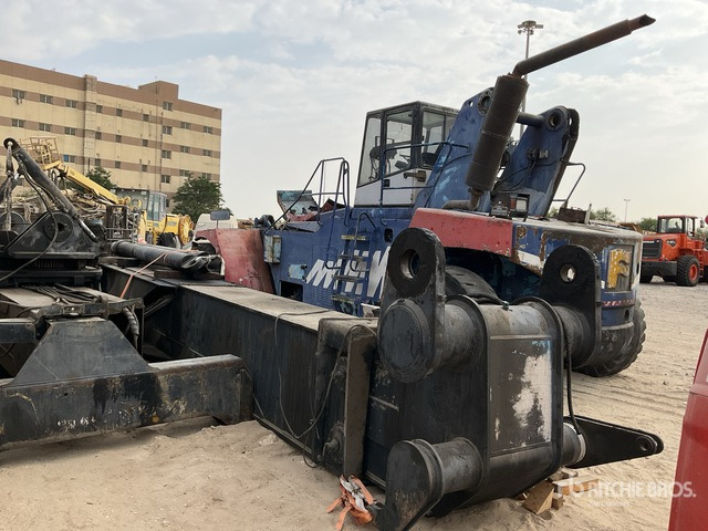 2004 Fantuzzi CS45KM 45 ton (Inoperable) Container Handler - Konteinerių krautuvas: foto 4 2004 Fantuzzi CS45KM 45 ton (Inoperable) Container Handler - Konteinerių krautuvas: foto 4