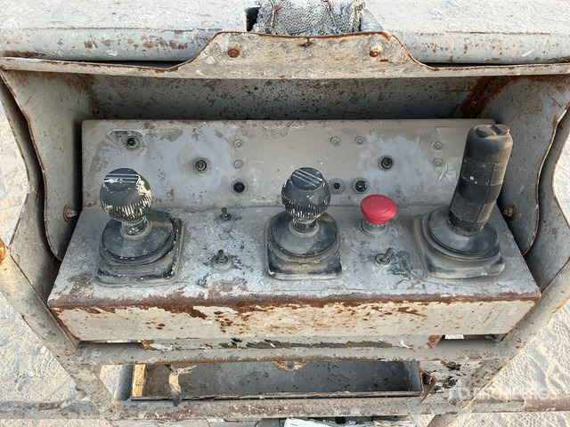 Alkūninis keltuvas 2005 Manitou 180ATJ 4WD Diesel (Inoperable) Articulating Boom Lift: foto 6 Alkūninis keltuvas 2005 Manitou 180ATJ 4WD Diesel (Inoperable) Articulating Boom Lift: foto 6