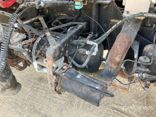 2006 Nissan MK210 2006 HMF 683K1 Knuckle Boom on 4x2 Flatbed Truck with Crane - Platforminis/ Bortinis sunkvežimis, Sunkvežimis su kranu: foto 4 2006 Nissan MK210 2006 HMF 683K1 Knuckle Boom on 4x2 Flatbed Truck with Crane - Platforminis/ Bortinis sunkvežimis, Sunkvežimis su kranu: foto 4