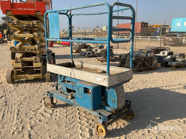 2008 Power Towers 6 mtr Vertical Mast Lift - Stiebinis keltuvas: foto 1 2008 Power Towers 6 mtr Vertical Mast Lift - Stiebinis keltuvas: foto 1