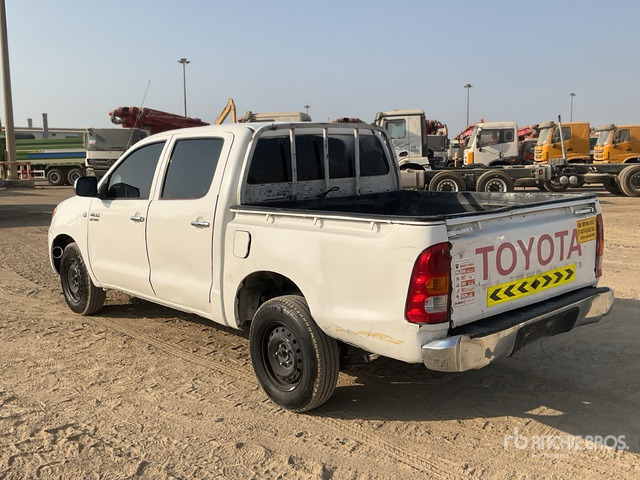 2008 Toyota Hilux 4x2 Crew Cab Pickup - Pikapas: foto 4 2008 Toyota Hilux 4x2 Crew Cab Pickup - Pikapas: foto 4