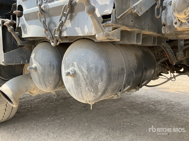 2008 Volvo FM400 6x4 20000 Liters Vacuum Tanker Truck - Asenizatorius: foto 5 2008 Volvo FM400 6x4 20000 Liters Vacuum Tanker Truck - Asenizatorius: foto 5