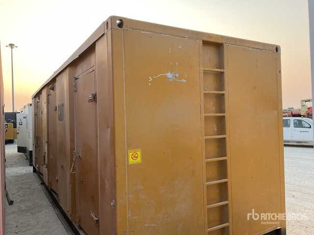 2011 Cat C32 1000 kVA Containerized Generator Set - Elektrinis generatorius: foto 3 2011 Cat C32 1000 kVA Containerized Generator Set - Elektrinis generatorius: foto 3