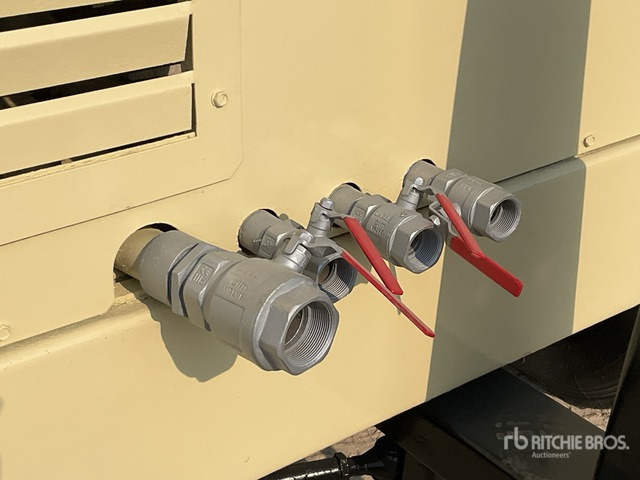 2011 Ingersoll Rand 9235 Mobile Air Compressor - Oro kompresorius: foto 4 2011 Ingersoll Rand 9235 Mobile Air Compressor - Oro kompresorius: foto 4