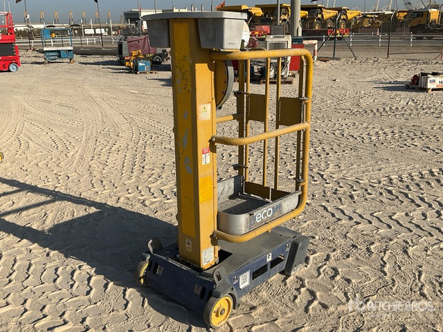 2014 Power Tower Peco Vertical Mast Lift - Stiebinis keltuvas: foto 3 2014 Power Tower Peco Vertical Mast Lift - Stiebinis keltuvas: foto 3