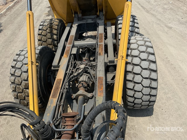 2015 Komatsu HM400-3 - Šarnyrinis savivartis: foto 5 2015 Komatsu HM400-3 - Šarnyrinis savivartis: foto 5