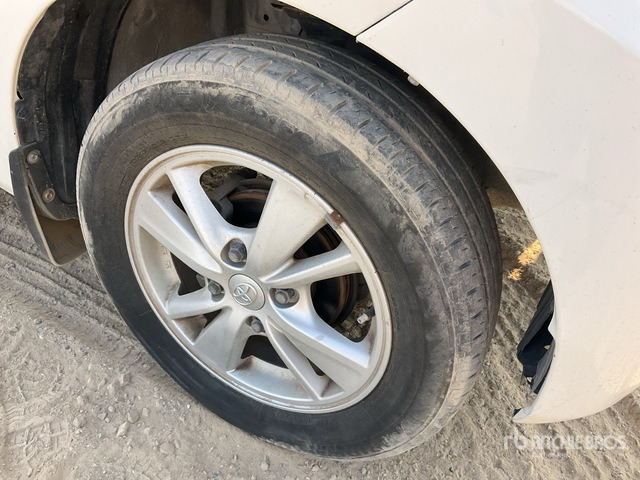 2015 Toyota Avanza Minivan - Lengvasis automobilis: foto 5 2015 Toyota Avanza Minivan - Lengvasis automobilis: foto 5