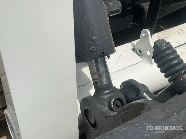 2018 Bobcat S450 - Mini krautuvas: foto 5 2018 Bobcat S450 - Mini krautuvas: foto 5