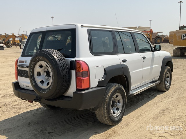 2018 Nissan Patrol GL 4x4 SUV - Visureigis: foto 3 2018 Nissan Patrol GL 4x4 SUV - Visureigis: foto 3