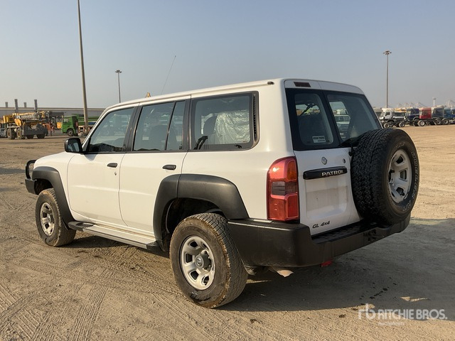 2018 Nissan Patrol GL 4x4 SUV - Visureigis: foto 4 2018 Nissan Patrol GL 4x4 SUV - Visureigis: foto 4