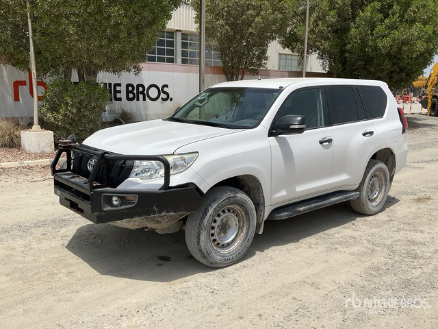 2018 Toyota Prado TX 150L 4x4 SUV - Visureigis: foto 2 2018 Toyota Prado TX 150L 4x4 SUV - Visureigis: foto 2