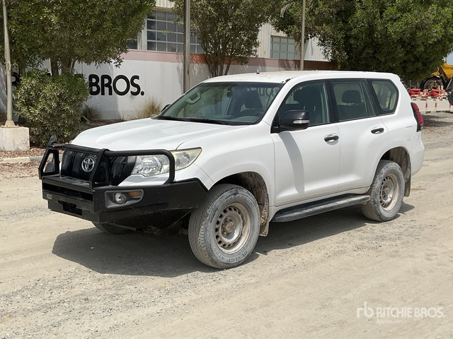 2018 Toyota Prado TX 150L 4x4 SUV - Visureigis: foto 2 2018 Toyota Prado TX 150L 4x4 SUV - Visureigis: foto 2