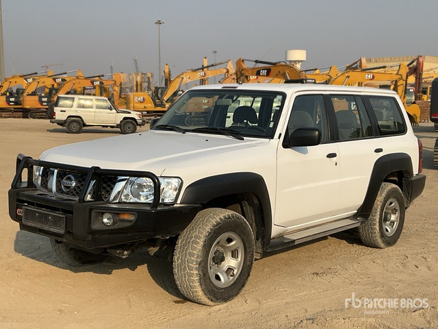 2019 Nissan Patrol GL 4x4 SUV - Visureigis: foto 1 2019 Nissan Patrol GL 4x4 SUV - Visureigis: foto 1