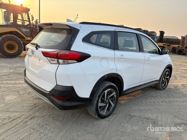 2019 Toyota Rush 2WD SUV - Visureigis: foto 3 2019 Toyota Rush 2WD SUV - Visureigis: foto 3
