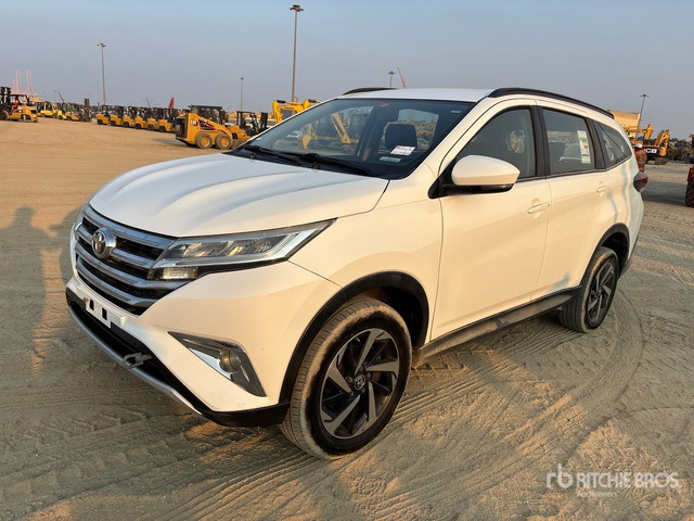 2019 Toyota Rush 2WD SUV - Visureigis: foto 1 2019 Toyota Rush 2WD SUV - Visureigis: foto 1