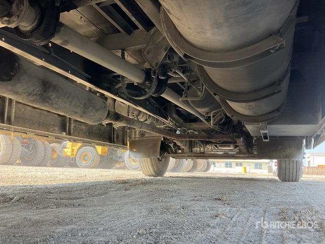 2006 TATA LPO1316/55 4x2 81-Seat Transit Bus - Autobusas: foto 5 2006 TATA LPO1316/55 4x2 81-Seat Transit Bus - Autobusas: foto 5