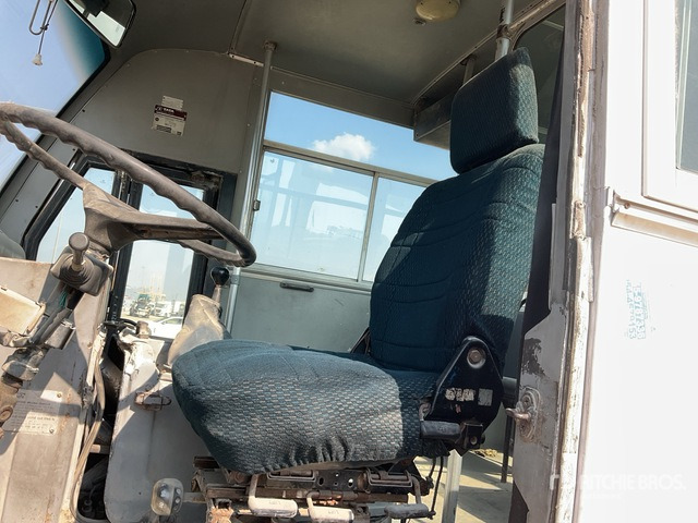 2006 TATA LPO1316/55 4x2 81-Seat Transit Bus - Autobusas: foto 4 2006 TATA LPO1316/55 4x2 81-Seat Transit Bus - Autobusas: foto 4