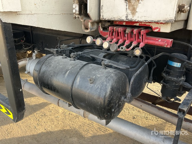 Nissan TF20 - Platforminis/ Bortinis sunkvežimis, Sunkvežimis su kranu: foto 5 Nissan TF20 - Platforminis/ Bortinis sunkvežimis, Sunkvežimis su kranu: foto 5
