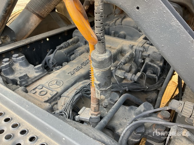 2001 Mercedes-Benz Actros 1843 4x2 S/A Sleeper Truck Tractor - Vilkikas: foto 5 2001 Mercedes-Benz Actros 1843 4x2 S/A Sleeper Truck Tractor - Vilkikas: foto 5