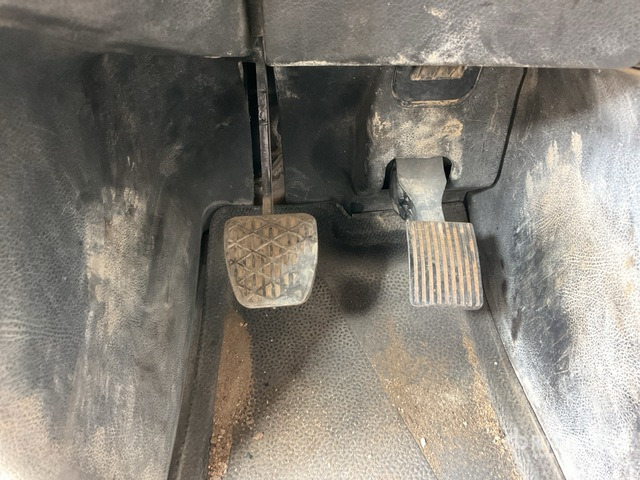 2014 Mercedes-Benz Actros 3345 6x4 T/A Sleeper Truck Tractor - Vilkikas: foto 4 2014 Mercedes-Benz Actros 3345 6x4 T/A Sleeper Truck Tractor - Vilkikas: foto 4