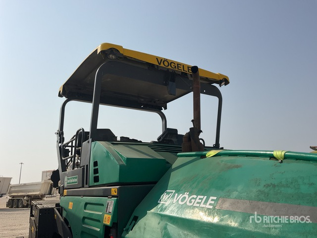 Vogele SUPER 1800-2L - Asfalto klotuvas: foto 5 Vogele SUPER 1800-2L - Asfalto klotuvas: foto 5