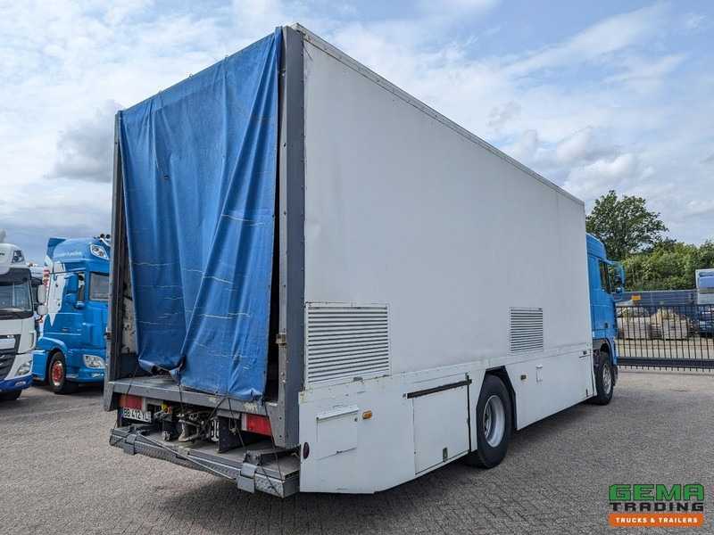 DAF XF95.430 4x2 Spacecab Euro2 - Retarder - Geslotenbak 7.7m - Handgeschakeld - Vangmuil - Furgonas sunkvežimis: foto 3 DAF XF95.430 4x2 Spacecab Euro2 - Retarder - Geslotenbak 7.7m - Handgeschakeld - Vangmuil - Furgonas sunkvežimis: foto 3