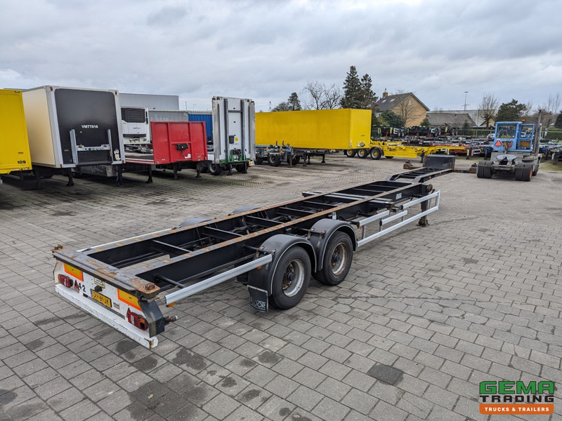 Floor FLCO 12-18 2-Assen BPW - Trommelremmen - 2x 20FT en 40FT Aansluiting - 4140KG - Konteineris-vežimus/ Sukeisti kūną puspriekabė: foto 1 Floor FLCO 12-18 2-Assen BPW - Trommelremmen - 2x 20FT en 40FT Aansluiting - 4140KG - Konteineris-vežimus/ Sukeisti kūną puspriekabė: foto 1