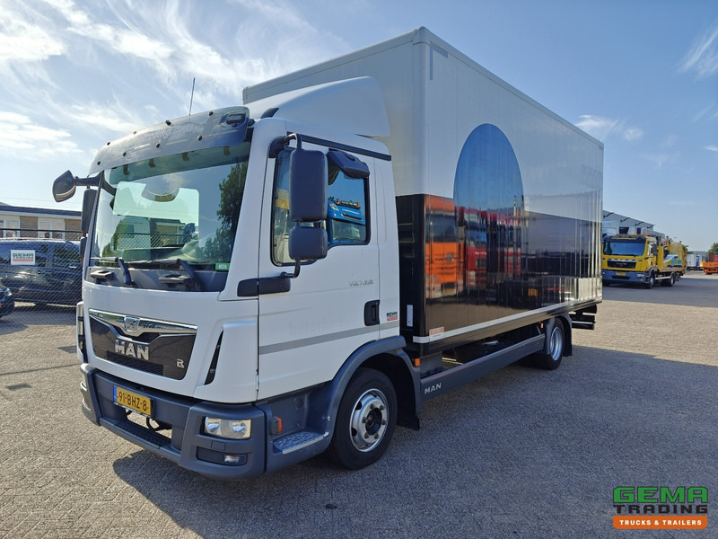 MAN TGL 7.150 4x2 Dagcab Euro6B - 7T - GeslotenBak 5.4m - Elec. Roldeur - 238.000km - Furgonas sunkvežimis: foto 1 MAN TGL 7.150 4x2 Dagcab Euro6B - 7T - GeslotenBak 5.4m - Elec. Roldeur - 238.000km - Furgonas sunkvežimis: foto 1