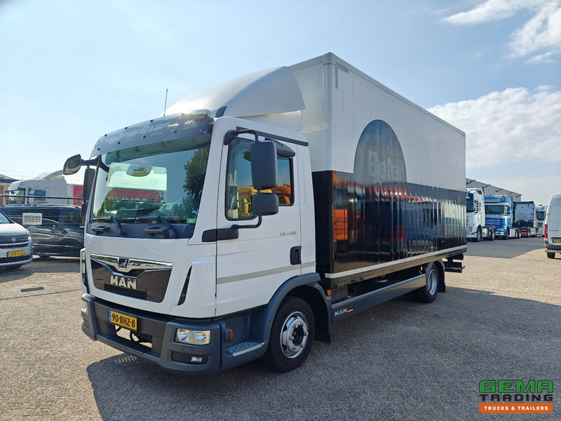 MAN TGL 7.150 4x2 Dagcab Euro6B - 7T - GeslotenBak 5.4m - Elec. Roldeur - 242.000km - 12/2025 APK - Furgonas sunkvežimis: foto 1 MAN TGL 7.150 4x2 Dagcab Euro6B - 7T - GeslotenBak 5.4m - Elec. Roldeur - 242.000km - 12/2025 APK - Furgonas sunkvežimis: foto 1