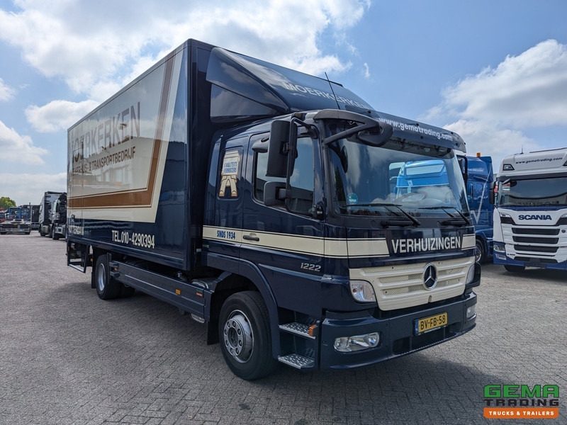 Mercedes-Benz ATEGO 1222 L 4x2 Slaapcab Euro5 - Standkachel - Schuifzeilen/Gesloten Bak 6.5m + laadklep 1500kg - Tentinis sunkvežimis: foto 5 Mercedes-Benz ATEGO 1222 L 4x2 Slaapcab Euro5 - Standkachel - Schuifzeilen/Gesloten Bak 6.5m + laadklep 1500kg - Tentinis sunkvežimis: foto 5
