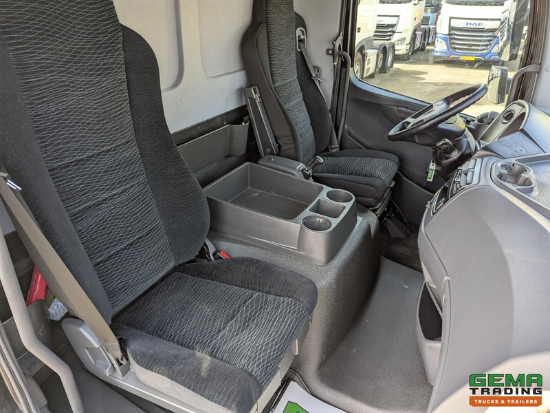 Furgonas sunkvežimis Mercedes-Benz Atego 1218 4x2 Dagcab Euro6C - 12T - Geslotenbak 7.30m - Blad Geveerd - Achterdeuren: foto 16