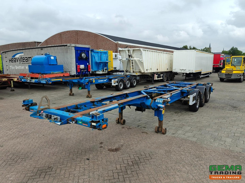 Van Hool 3B0079 3-Assen SAF - Schijfremmen - Alle aansluitingen / Universeel chassis - Konteineris-vežimus/ Sukeisti kūną puspriekabė: foto 2 Van Hool 3B0079 3-Assen SAF - Schijfremmen - Alle aansluitingen / Universeel chassis - Konteineris-vežimus/ Sukeisti kūną puspriekabė: foto 2