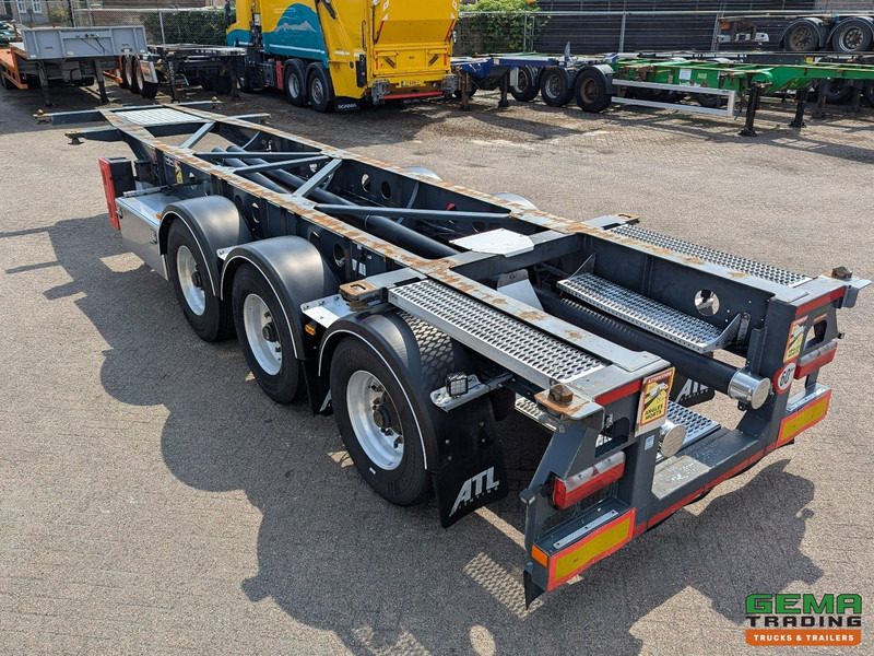 Van Hool A3C002 3-Assen BPW - 20 30FT TANK/SWAP - 3490KG - ContainerChassis - ADR - Schijfremmen - 01/2026 APK - Konteineris-vežimus/ Sukeisti kūną puspriekabė: foto 3 Van Hool A3C002 3-Assen BPW - 20 30FT TANK/SWAP - 3490KG - ContainerChassis - ADR - Schijfremmen - 01/2026 APK - Konteineris-vežimus/ Sukeisti kūną puspriekabė: foto 3