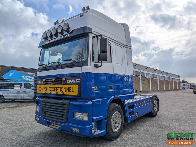 DAF 95XF.480 4x2 Superspacecab Euro3 - Handgeschakeld - Limited Edition Interieur - Side Skirts - Luchthoorns - Vilkikas: foto 1 DAF 95XF.480 4x2 Superspacecab Euro3 - Handgeschakeld - Limited Edition Interieur - Side Skirts - Luchthoorns - Vilkikas: foto 1