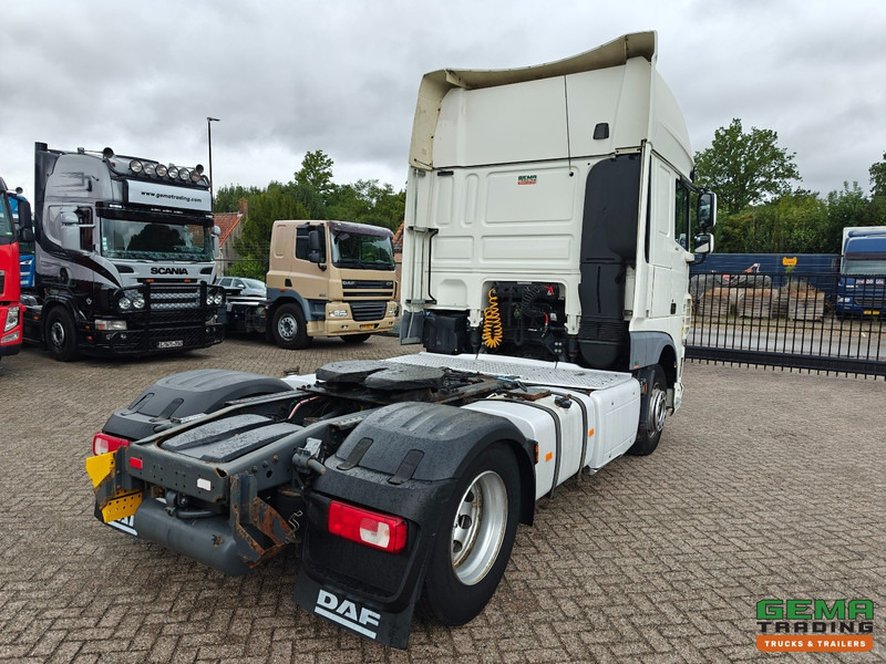 DAF FT XF460 4x2 SuperSpaceCab Euro6 - Handgeschakeld - Dubbele Tanks - 800.000km - Vilkikas: foto 3 DAF FT XF460 4x2 SuperSpaceCab Euro6 - Handgeschakeld - Dubbele Tanks - 800.000km - Vilkikas: foto 3