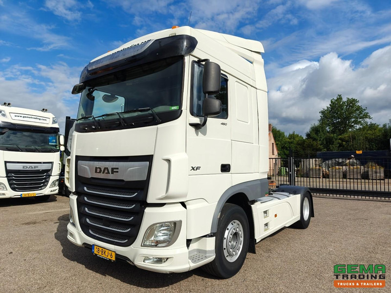 DAF XF 480 FT 4x2 Spacecab Euro6C - Alcoa - Groot Brandstoffilter - 05/2026 APK - Vilkikas: foto 1 DAF XF 480 FT 4x2 Spacecab Euro6C - Alcoa - Groot Brandstoffilter - 05/2026 APK - Vilkikas: foto 1