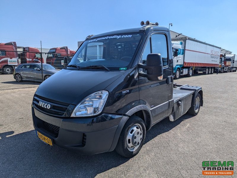Iveco 35C18/T 4x2 Euro4 - BE-Trekker - 3-Zits - Luchthoorns - NAP - Vilkikas: foto 1 Iveco 35C18/T 4x2 Euro4 - BE-Trekker - 3-Zits - Luchthoorns - NAP - Vilkikas: foto 1