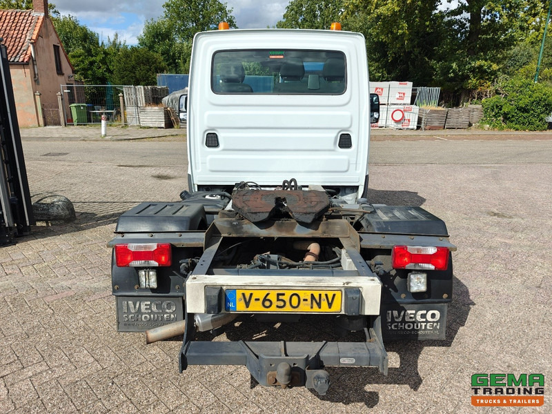 Iveco 40-210 4x2 Euro6Y - BE-Trekker - Automaat - 3-Zits - Vilkikas: foto 5 Iveco 40-210 4x2 Euro6Y - BE-Trekker - Automaat - 3-Zits - Vilkikas: foto 5