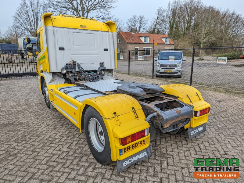 Scania P114-340 LA 4x2 CP19 Euro3 Manual - Side Skirts - Toolbox (T1350) - Vilkikas: foto 4 Scania P114-340 LA 4x2 CP19 Euro3 Manual - Side Skirts - Toolbox (T1350) - Vilkikas: foto 4